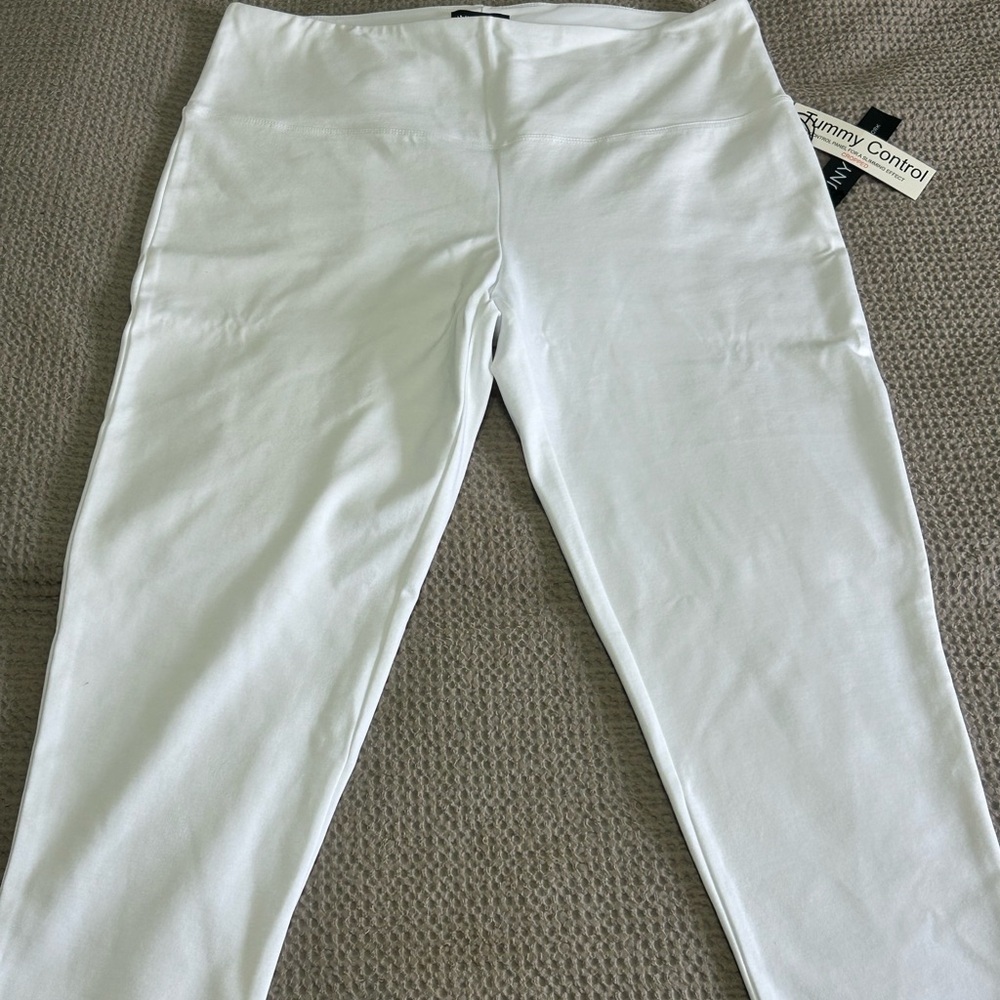 Jones New York White Tummy Control Leggings